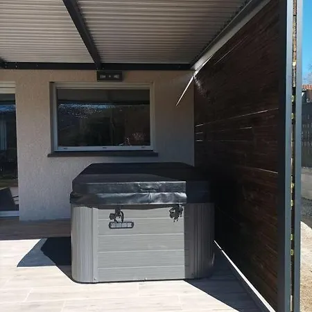 Loft Sauna Jacuzzi O'spariegeois Βίλα Lavelanet
